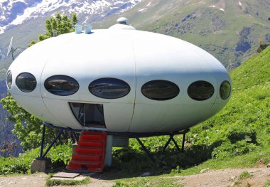 UFO ve Kafkas Dağları yatay yaz. Dombai doğa, Rusya Federasyonu