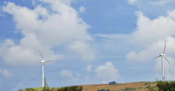 Tunus çölünde rüzgar santralleri — Stok fotoğraf