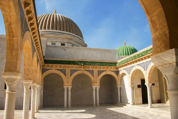Il Mausoleo di Habib Bourguiba a Monastir — Foto Stock