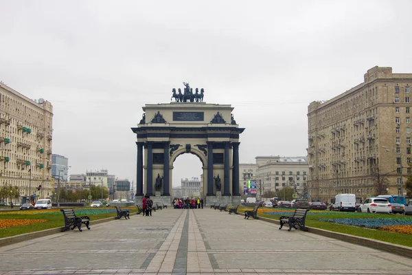 Arco triunfal na Avenida Kutuzovsky em Moscou Federação Russa — Fotografia de Stock