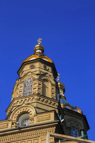 Église orthodoxe du Saint-Lazare juste à l'extérieur de Pyatigorsk — Photo