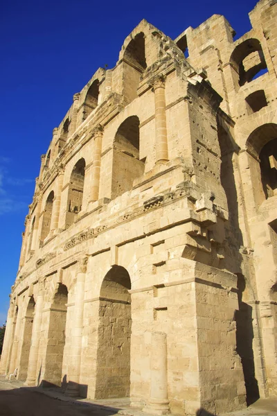 Coliseum of El Jem Tunisia. Ancient amphitheatre — Stock Photo, Image