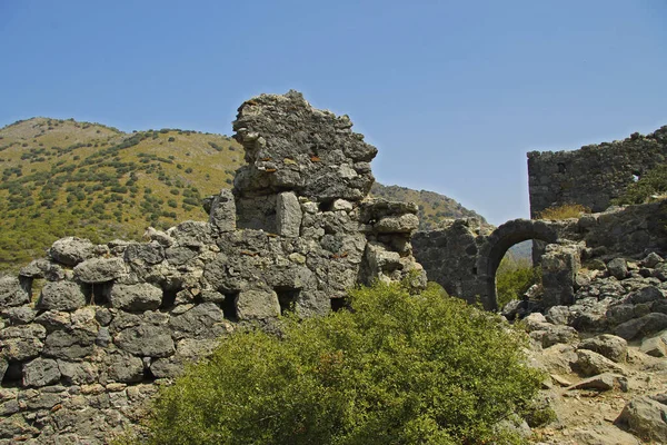 Arquitetura antiga na ilha de São Nicolau - Ilha de Gemiler, Tu — Fotografia de Stock