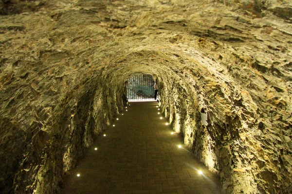 Tunnel All Interno Del Monte Mashuk Che Conduce Lago Proval — Foto Stock