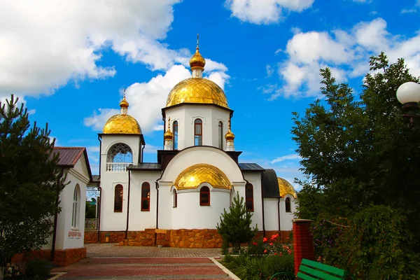 圣彼得和保罗使徒教堂 俄罗斯联邦埃斯森图基 2014年6月22日 — 图库照片