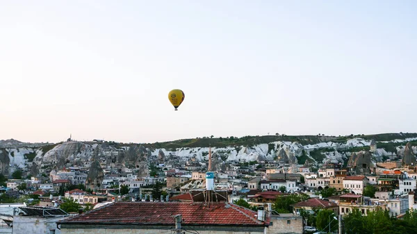 Goreme Turkey May 2018 Hot Air Ballon Goreme Town Morning — Stock Photo, Image