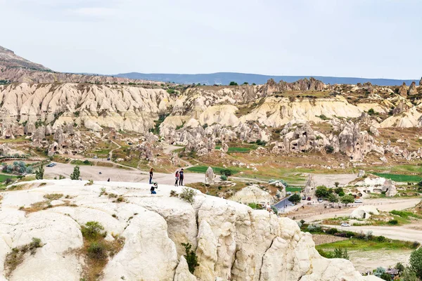 Göreme Turcja Maja 2018 Turystów Punkt Widokowy Parku Narodowym Goreme — Zdjęcie stockowe