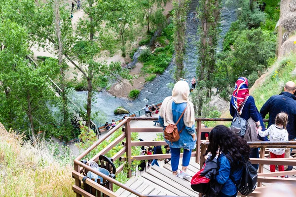 Vale Ihlara Turquia Maio 2018 Turistas Caminham Até Vale Ihlara — Fotografia de Stock