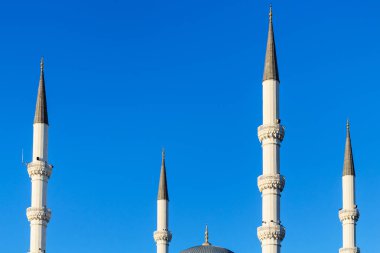 Türkiye - Ankara kent Kocatepe Cami minarelerinin seyahat