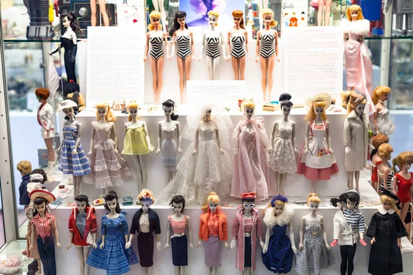 Munich Allemagne Mai 2018 Poupées Barbie Spielzeugmuseum Musée Jouet Dans — Photo
