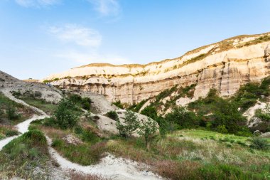 Türkiye - gorge bahar Kapadokya Göreme town yakınındaki birkaç pathes seyahat