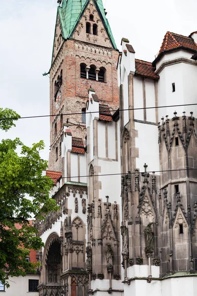 Ταξιδεψει Στη Γερμανια Άουγκσμπουργκ Καθεδρικός Ναός Augsburger Στην Συννεφιά Άνοιξη — Φωτογραφία Αρχείου