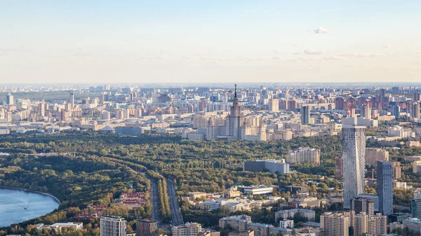 Powyżej Widok Południowy Zachód Moskwy Uniwersytetu Msu Drapacz Chmur Parku — Zdjęcie stockowe