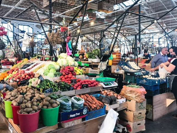 Pyatigorsk Russia September 2018 People Buy Local Vegetables City Market — Stock Photo, Image