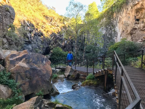 Communstroy Russia September 2018 Tourist Walk Natural Landmark Honey Waterfalls — Stock Photo, Image