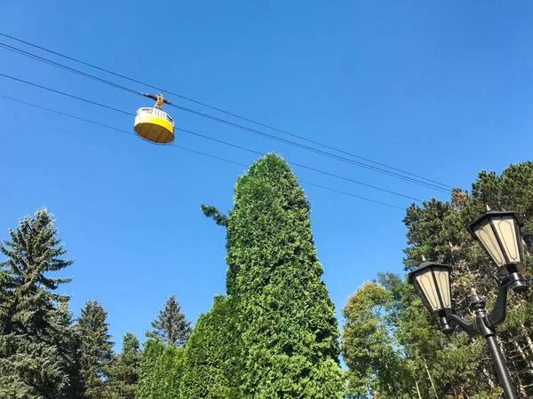 Beyaz Maden Suları Bölgesi Kablo Tramvay Hattı Üzerinden Kislovodsk Milli — Stok fotoğraf