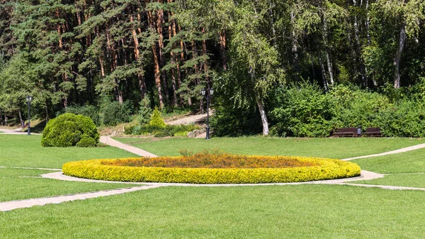 Travel Caucasian Mineral Waters Region Flowerbed Kislovodsk National Park Kislovodsk — Stock Photo, Image