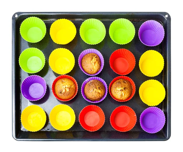 Vista Superior Bandeja Com Poucos Cupcakes Cozidos Muitos Moldes Silicone — Fotografia de Stock
