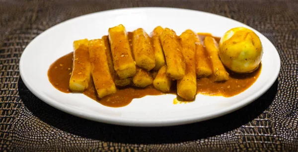 Koreanische Küche Tteok Bokki Vorspeise Reisstäbchen Mit Gekochtem Würziger Sauce — Stockfoto