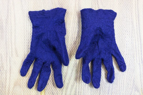 Taller Fabricación Guantes Lana Oveja Merino Azul Utilizando Proceso Fieltro — Foto de Stock