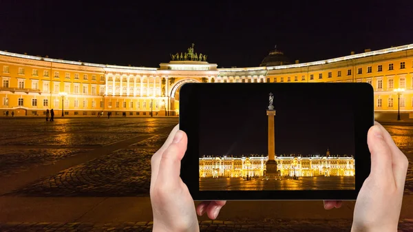 Travel Concept Tourist Photographs Palace Square Alexander Column Winter Palace — Stock Photo, Image