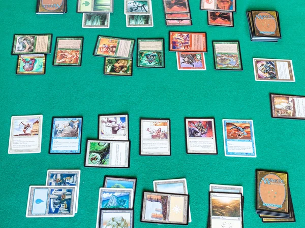 Jogabilidade de Magic The Gathering jogo de tabuleiro — Fotografia de Stock