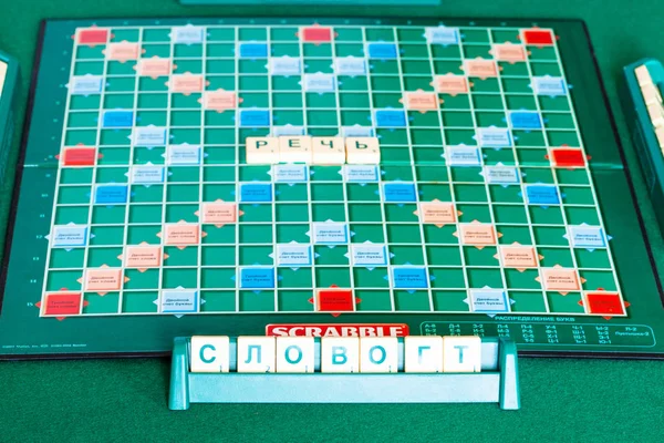 Gameboard z ruského vydání Scrabble — Stock fotografie