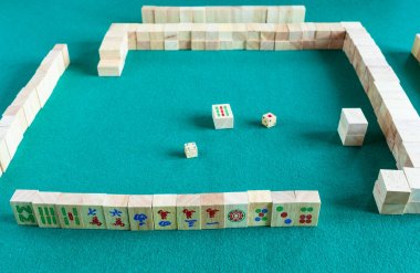 oyuncu mahjong oyunun başında ayarlayın