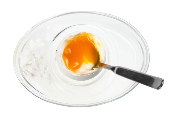 Vista superior de ovo macio com colher em copo de ovo de vidro — Fotografia de Stock