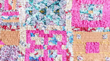 şeritler dikişli patchwork eşarp desen
