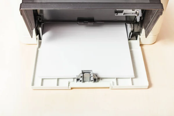 Sheets of blank white paper in printer tray — Stock Photo, Image