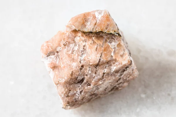 Zbliżenie Próbki Naturalnego Minerału Kolekcji Geologicznej Niepolerowany Granit Pegmatite Rock — Zdjęcie stockowe