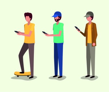 Grup Genç adam akıllı telefon kullanma