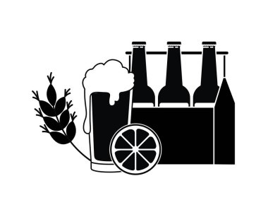 bira şişe ve cam izole kutsal kişilerin resmi kutusu