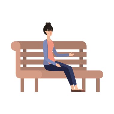 ahşap sandalyede oturan güzel ve genç kadın