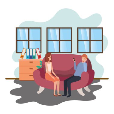 ofis çalışmalarında akıllı telefon kullanan çift