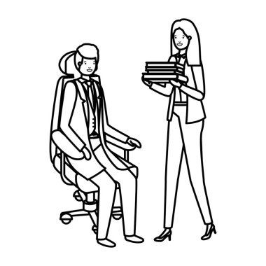 adam ofis sandalye ve kitap ile kadın oturan