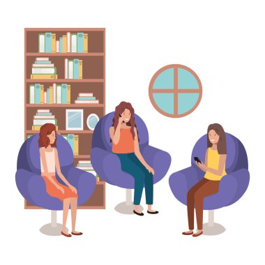 oturma odasında teknolojiyi kullanan kadın grubu