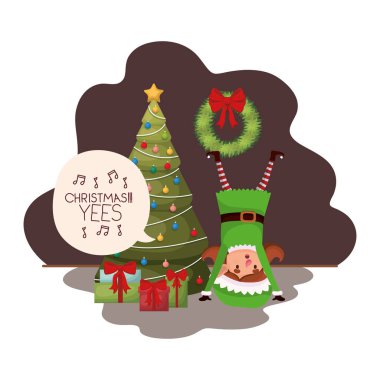 noel ağacı ve hediyeler ile elf kadın