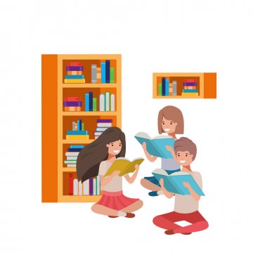 kitap yığını ile oturan bir grup insan
