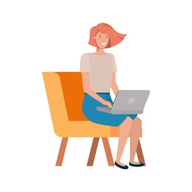 Beyaz arka planda dizüstü bilgisayarlı bir kadın oturuyor.