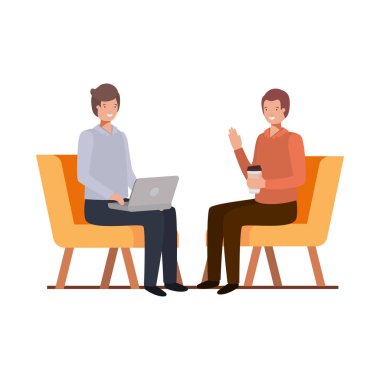 beyaz arka planda dizüstü bilgisayar ile sandalyede oturan erkekler