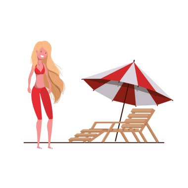 Beyaz arka planda mayosu olan genç bir kadın.