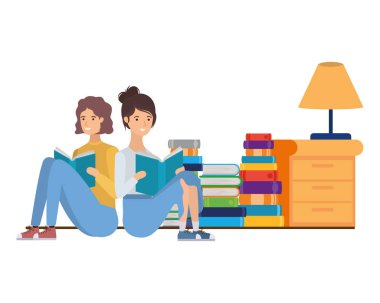 oturma odasında elinde kitap ile çift