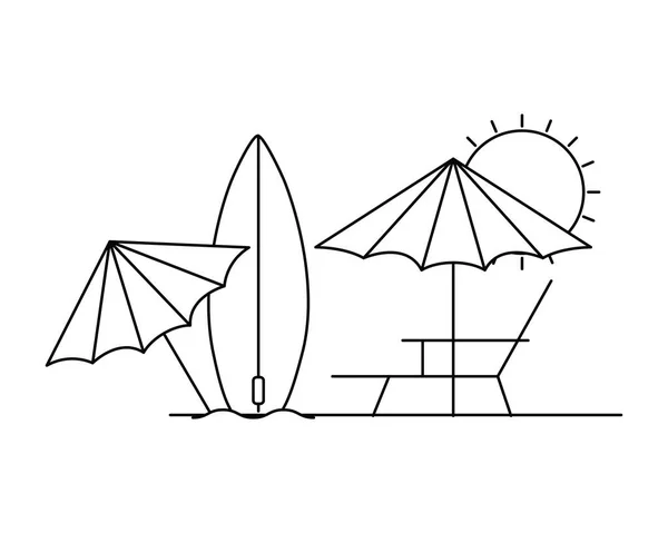 여름 줄무늬 아이콘을위한 해변 우산의 실루엣 — 스톡 벡터