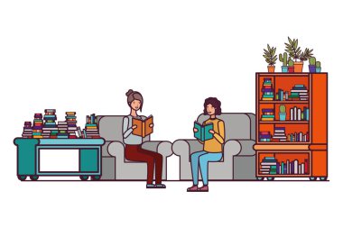 oturma odasında elinde kitap ile çift