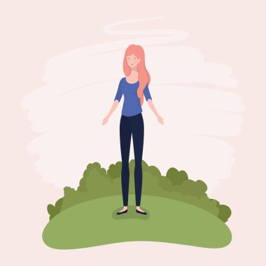 kampta duran genç kadın