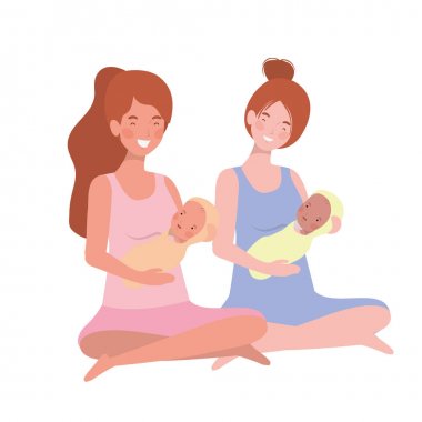 kollarında yeni doğmuş bir bebek ile kadınlar