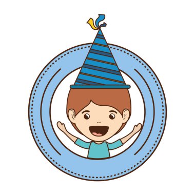 Doğum günü kutlama parti şapka ile çocuk