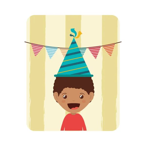 Kaart van de jongen met feest hoed in verjaardag viering — Stockvector